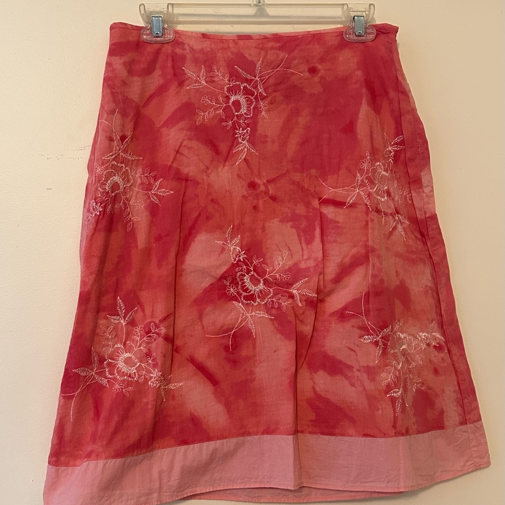 Floral Embroidered Pink Skirt